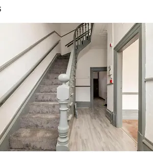 Laisteridge House Homestay
